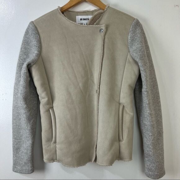 BB Dakota by Steve Madden - Women's Glenna Mixed Media Jacket - Picture 4 of 11